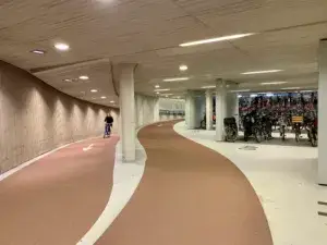 bike garage utrecht